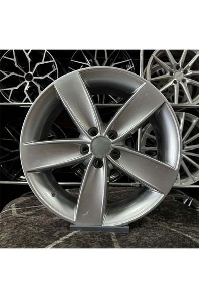 kormetal 17 inç 5x100 BOAVİSTA POLO İBİZA UYUMLU Gümüş Jant Modeli