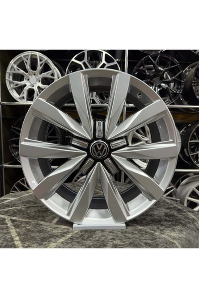 powcan 18" inç 5x120 Carevella Uyumlu Gümüş Jant Modeli Volkswagen Transporter 4 Adet