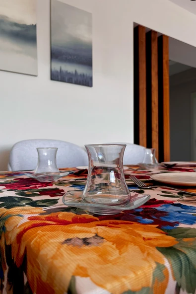 LOOM & LAUREL Baskılı Yıkanabilir Masa Örtüsü Mutfak Bahçe Piknik Masa Örtüsü (140x140, 140x200) - Resim 3