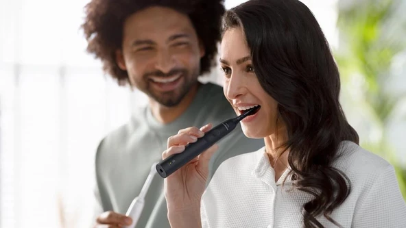 Philips Sonicare HX3681/54 - Power Toothbrush 4100 - Sonic Şarjlı Diş Fırçası Siyah - 4