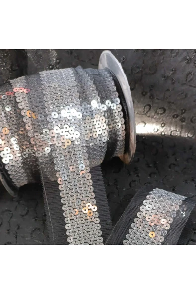 Pullu Dekoratif Şerit 1 Metresinin Fiyatıdır - 3