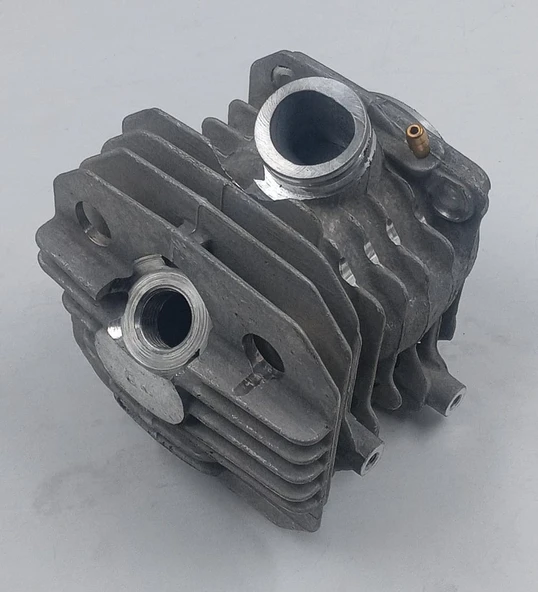 MOTORLU TESTERE SİLİNDİR PİSTON OLEOMAC 951 46MM ORJİNAL ürün görseli