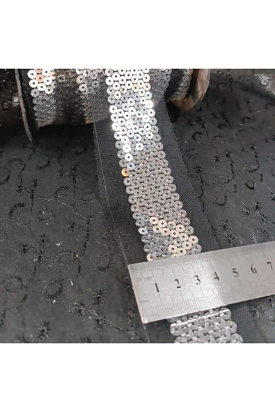 Pullu Dekoratif Şerit 1 Metresinin Fiyatıdır