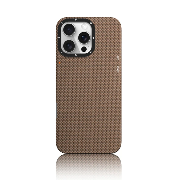 Apple iPhone 16 Pro Max Kılıf M-safe Şarj Özellikli Aramid Fiber Youngkit 1500D Kevlar Extreme Wing Titanyum-Gold Serisi Kapak - Resim 4