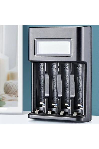 Greentech Pil Şarj Cihazı (Dört Yuvalı) - 1.2V Ni-Mh / Ni-Cd AA / AAA / GT-BC03 - 3