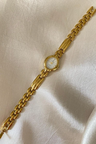 Calvina Altın Sarı Kaplama Paslanmaz Çelik Özel Tasarım Kordon Küçük Vintage Kadın Kol Saati