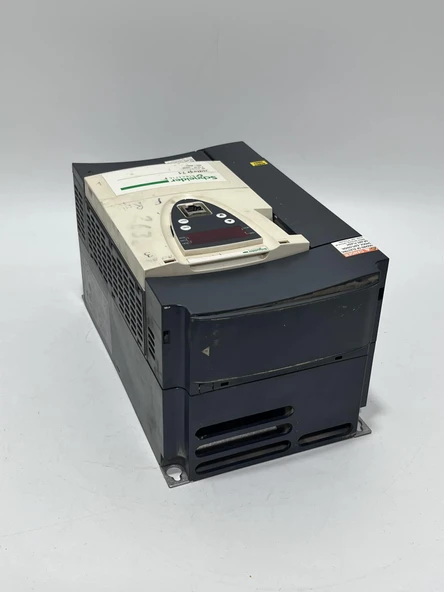 Schneider Altivar 71 Sürücü 7,5kW ATV71HU75N4Z 2.El - 8