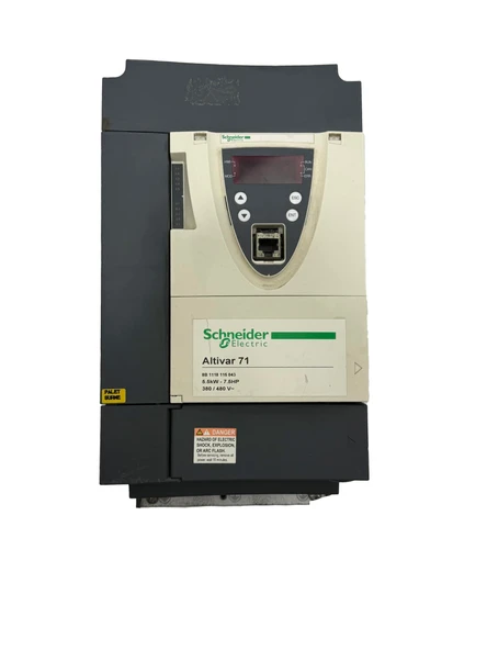 Schneider Altivar 71 Sürücü 5,5kW ATV71HU55N4Z 2.El ürün görseli