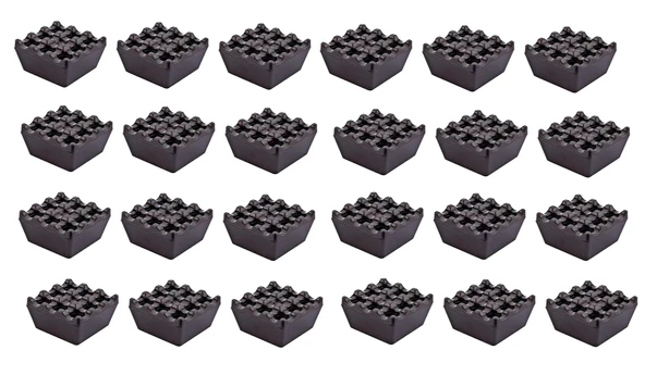 kırılmaz sert plastik küllük - 24 lü kare ızgaralı kül tablası ürün görseli 1