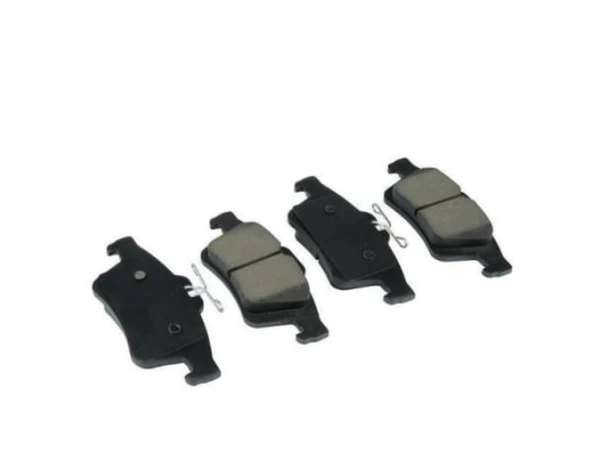 ARKA FREN BALATASI LAGUNA II III VECTRA C C MAX FOCUS II 04 /> FOCUS II C MAX (03 07) CONNECT 1,8TDCI 02 /> VOLVO S40 JAGUAR XF / XJ / XK MAZDA 3 MAZDA 5 P508 C5 III