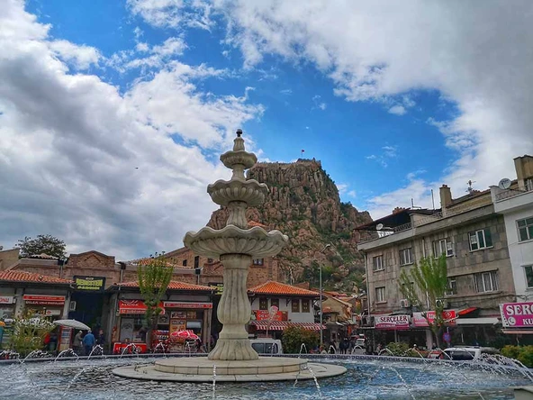 Afyonkarahisar Merkez Manzaralı Duvar Kağıdı - Resim 7