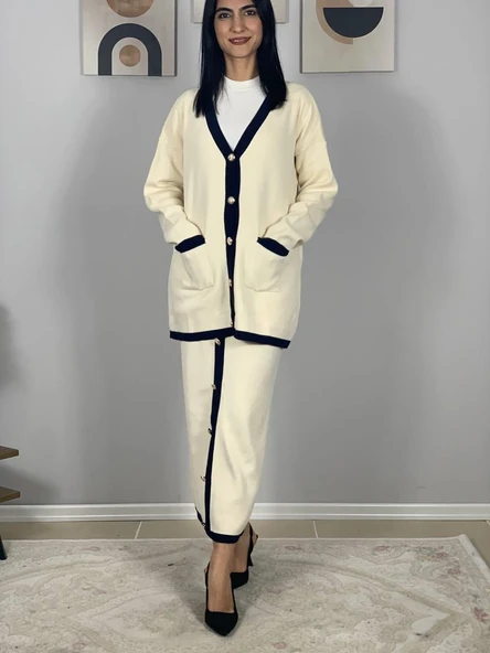 Kadın Şerit Detaylı Gold Düğmeli Oversize Hırka Etek Takım (Krem) - 4