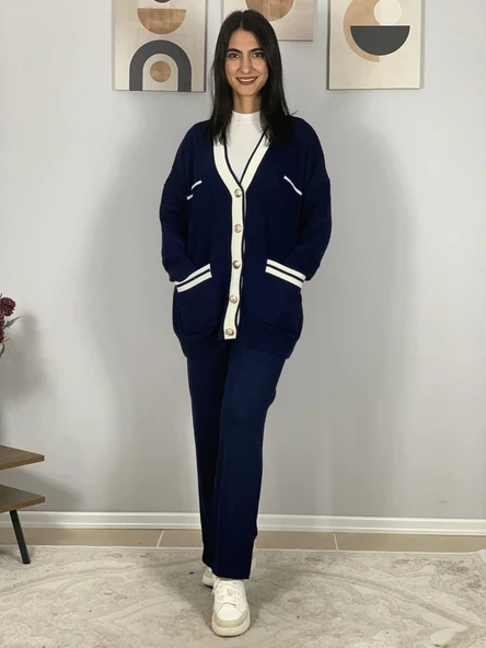 Kadın Şerit Detaylı Gold Düğmeli Oversize Hırka Pantolon Takım (Lacivert) - 3