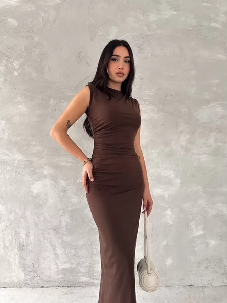 Kolsuz Yırtmaçlı Uzun maxı boy Elbise - Kahve - 4