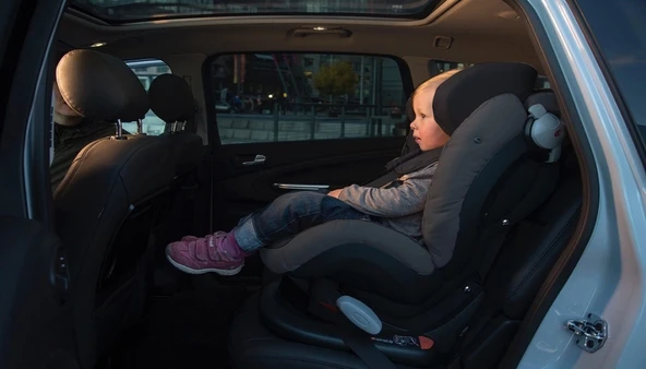 BeSafe iZi Comfort X3 9-18 kg Oto Koltuğu - Midnight Black Melange - 6