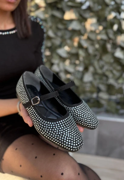 Elise Siyah Süet Gümüş Boncuk İşlemeli Babet Ayakkabı - Resim 2