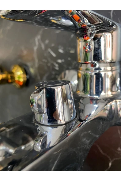 Gümüş Banyo Bataryası Kare Büyük Tasarım Krom Duş Musluğu Banyo Armatür - 2