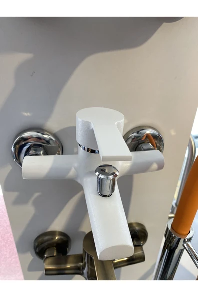Banyo Bataryası Beyaz Banyo Musluğu Mat Beyaz Duş Bataryası - 3
