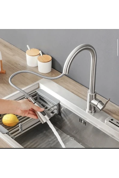 Spiralli Mutfak Bataryası Mat Krom Leke El İzi Tutmaz Evye Musluğu Uzayan Sistem Batarya ürün görseli
