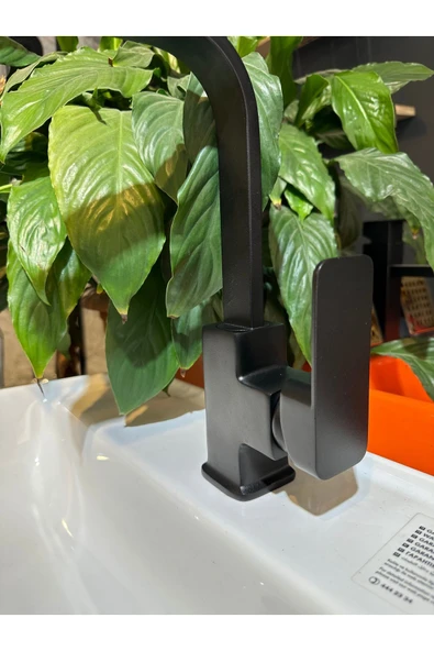 Mat Siyah Lavabo Bataryası Yüksek Model Kare Tasarım Lavabo Musluğu Grape Armatür - Resim 2