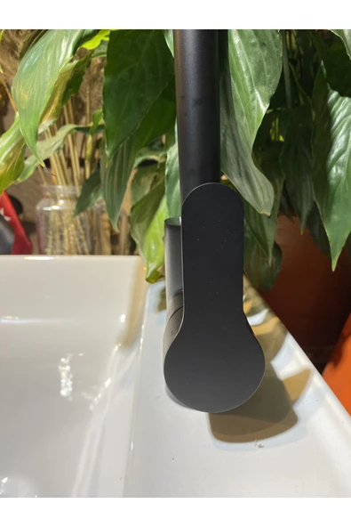 Siyah Mutfak Bataryası Teleskopik Musluk 360 Hareketli Başlık Mat Siyah Mutfak Bataryası - Resim 3