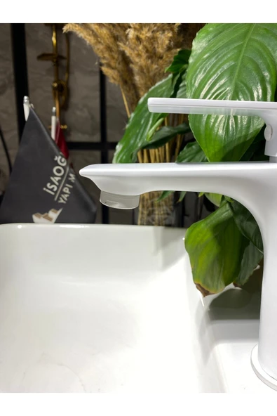 Beyaz Lavabo Bataryası Beyaz Banyo Musluğu Mat Beyaz Lavabo Musluk Kare Modern Tasarım - Resim 3