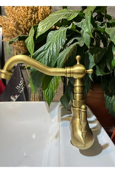 Antik Gold Lavabo Bataryası Klasik Vintage Tasarım Eskitme Banyo Lavabo Bataryası