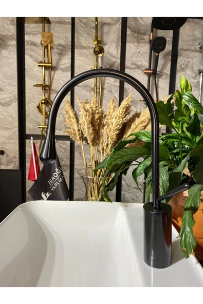 Mat Siyah Drop Design Armatür Mutfak Ve Banyo ürün görseli