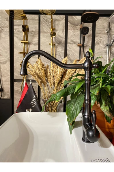 Mat Siyah Guava Arıtmalı Mutfak Bataryası Arıtma Çıkışlı Evye Bataryası 3 Yollu Siyah Batarya ürün görseli