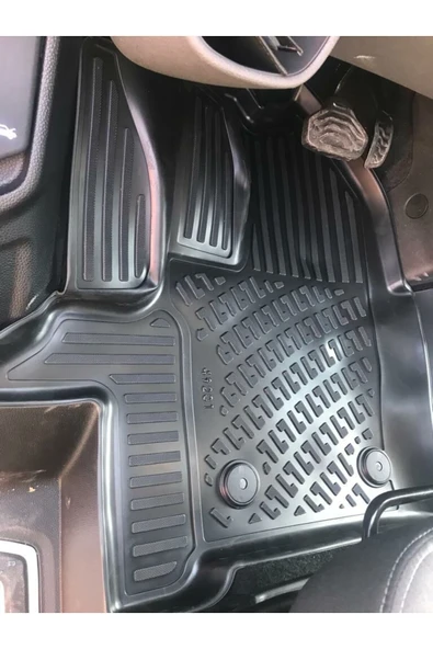 Ford Tourneo Custom - Önde Şoför + 2 Yolcu Koltuğu Olan 2023 Araca Özel Tasarım 3D Havuzlu Paspas