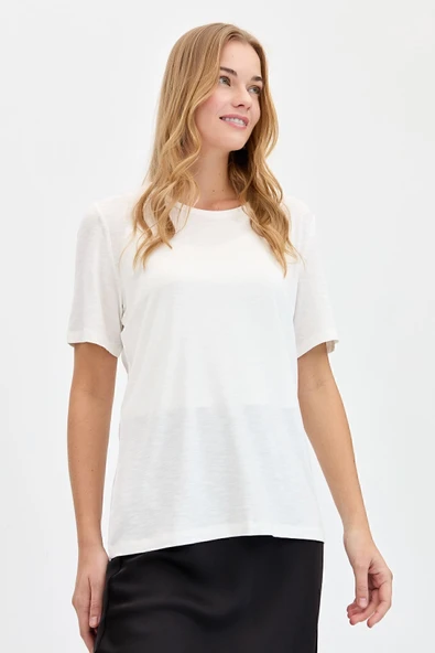 DESEN TRİKO Oversize Minimalist Yuvarlak Yaka Kadın T-Shirt - Kısa Kol - 9