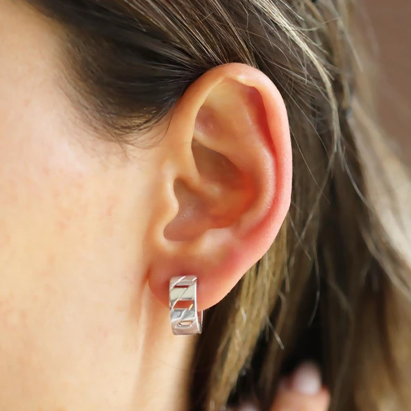 Gurmet Modeli Bombeli Gümüş Küpe - Resim 5