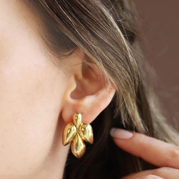 Yaprak Bombeli Gold Gümüş Küpe - Resim 2