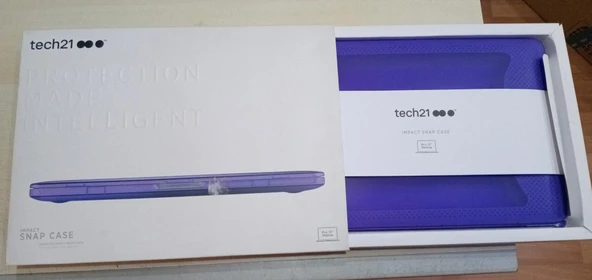 13'' MacBook Air için Tech21 impact snap case (plastik Kılıf) ( Mor renk ) - 3