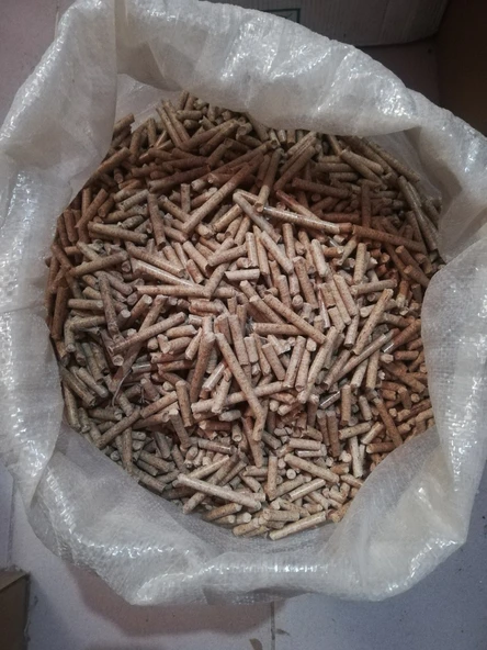 Ahşap Kedi Kumu Yuzdeyuz Çam Pelet 6mm 10 kg - 4