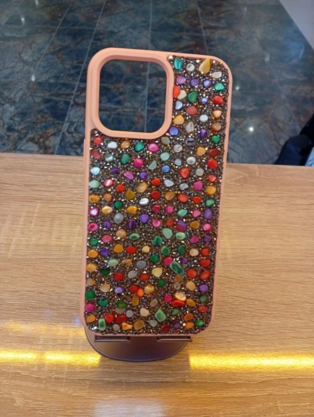 İPhone 15 Pro Max Uyumlu İçi Kadife Taşlı Kılıf Hologram Renkli Taşlı Kapak - 5