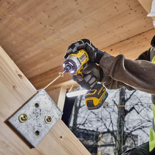 Dewalt XR PREMIUM Kömürsüz Akülü Darbeli Vidalama Seti 282Nm DCF860N-XJ 2x4 Amper - 6