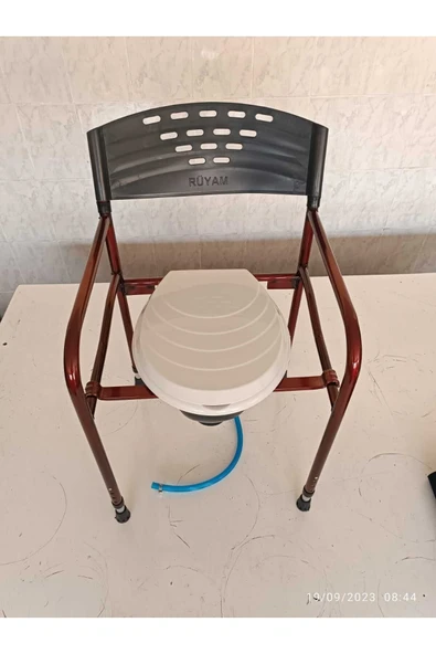 tuumex Taharet Musluklu Hasta Wc Sandalye Klozet Direk Wc Tuvalete Seyyar Sandalye Kolay Katlanır - Resim 2