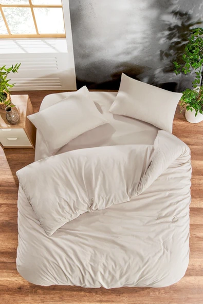 Çift Kişilik Nevresim Takımı Lastikli Çarşaf ve 2 adet Yastık kılıflı takım