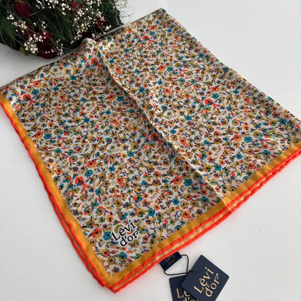 Levi'dor Kristal Eşarp Yeni Sezon Efsane Çiçek Desen LTK9001