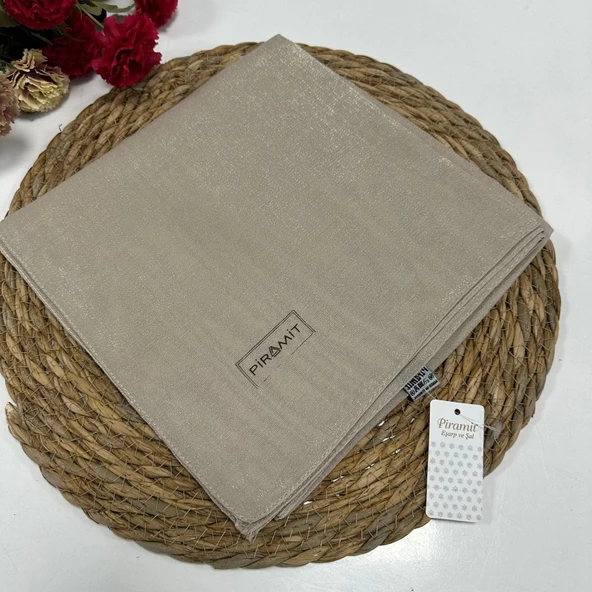 Piramit Kehribar Eşarp Kemik Rengi LTP0228