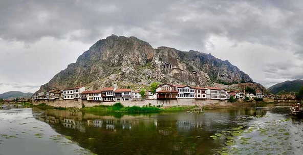Dağ ve Mağara Manzaralı Şehzadeler Gezi Yolu Amasya Duvar Kağıdı - 7