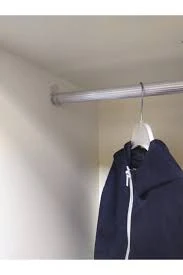 FSM Alüminyum Yuvarlak 100 Cm Dolap Içi Elbise Askı Borusu 2 Adet Plastik Askı Aparatı Vidaları ürün görseli