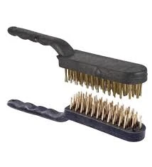 UGR Plastik Saplı Tel Fırça Kir Pas Temizleme Fırçası NO:6