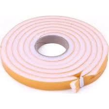 Centrepoint Yapışkanlı Kapı Bandı Isı Yalıtım Süngeri 2.50 Metre - 2