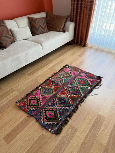 66x121 cm Küçük Boy Canlı Renkli Kilim, Geometrik ve Akrep Motifli, El Dokuma Vintage Kilim, Harika Ev Dekoru - 4
