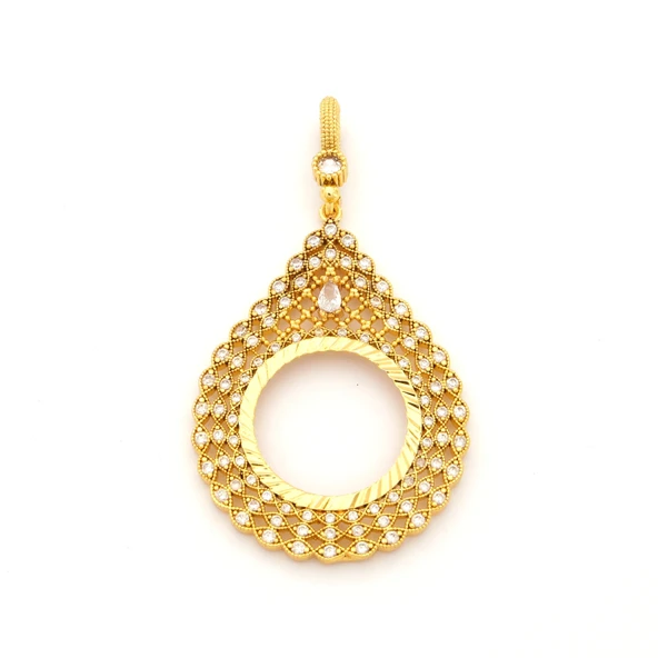 Yarım Altın Çerçeveli Kolye Ucu Altın Kaplama İşlemeli TGR-709 ürün görseli 1