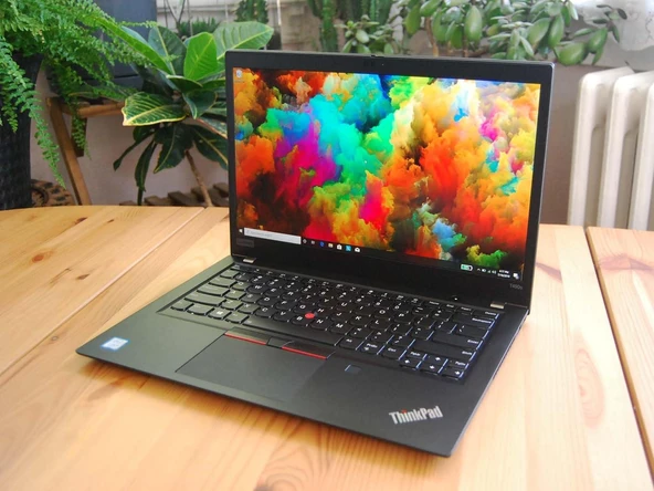 Lenovo ThinkPad T490S  i5-8265U 16GB Ram 256GB SSD 14'' Full HD Notebook - 5