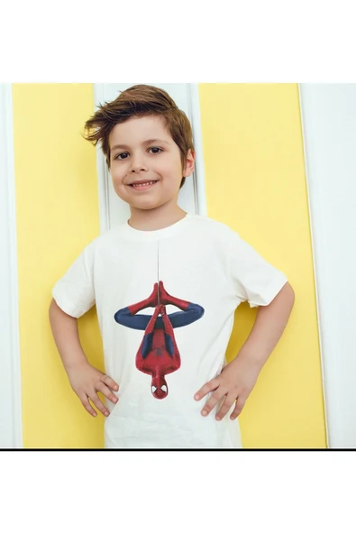 Örümcek Adam Baskılı Beyaz Tshirt ürün görseli