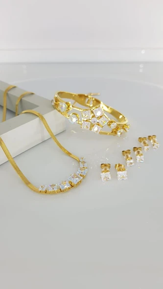 3 Çift Küpeli Kare Çelik Takı Seti  316 ürün görseli